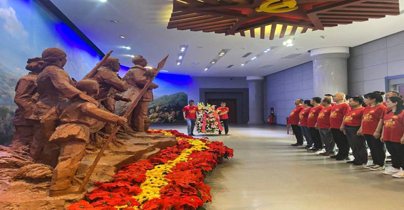 寧鋼黨委開展“重溫黨章黨史，踐行初心使命”主題黨日活動